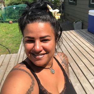 Meet your Posher, Naomi